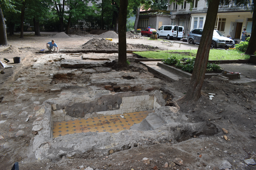 Lithuanian Ritual Baths Discovered
John Zeligman, Courtesy of IAA