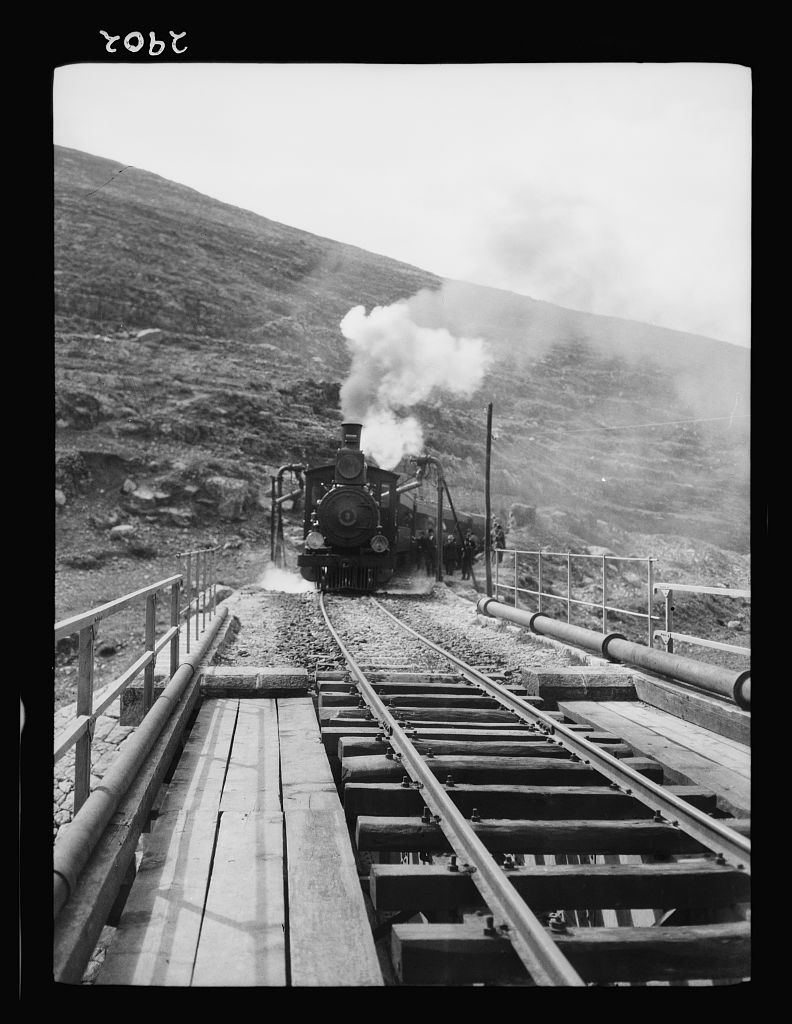 Jaffa-Jerusalem Railway
American Colony Photography, Library of Congress Collection The train to Jerusalem on a trial journey