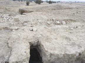Archelais. Unsupervised archaeological site in area B