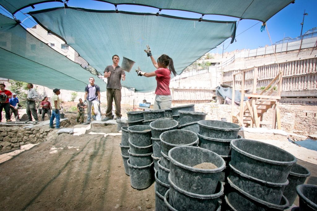 Bureaucratic Greetings
Photo: Yonit Shiller, City of David