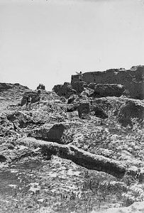 חפירות בצד הדרומי של תל גמה במשלחת פלינדרס פיטרי, 1927-1926